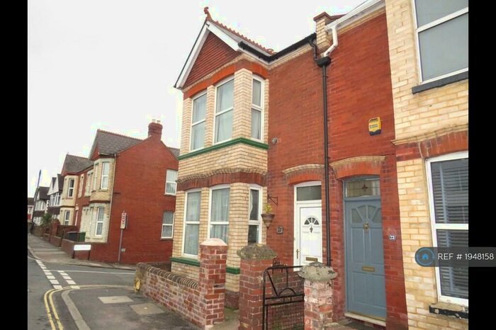 4 Bedroom End Of Terrace House To Rent In Cowick Lane, Exeter, EX2