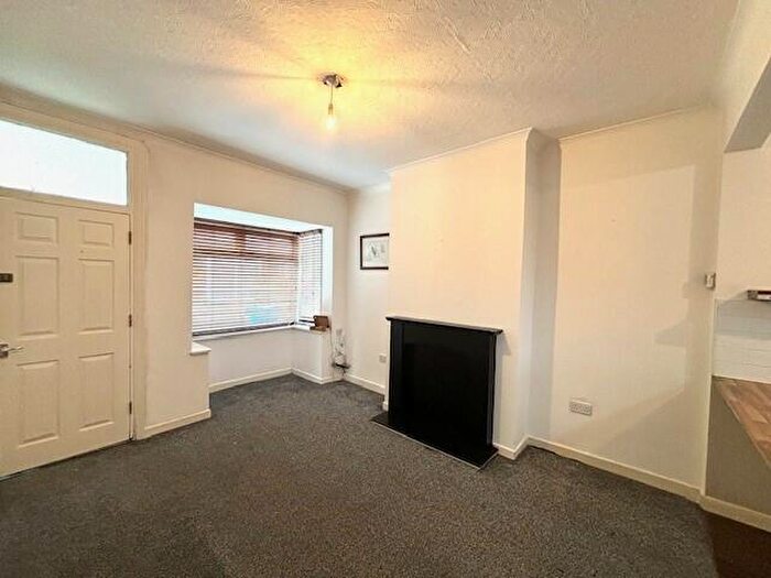 2 Bedroom Terraced House To Rent In Reynoldson Street, Hull, HU5