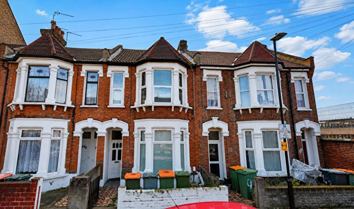1 Bedroom Flat For Sale In Wakefield Street, London, E6