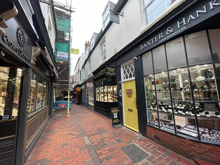 5 Bedroom Flat To Rent In Union Street, Brighton, East Sussex, BN1