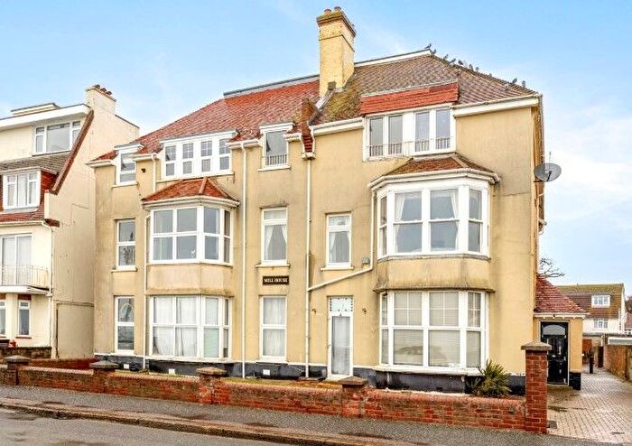 2 Bedroom Flat For Sale In Flat Mill House, - Marine Drive West, Bognor Regis, PO21