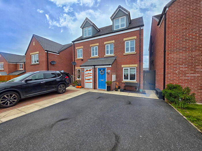 3 Bedroom Semi-Detached House For Sale In Eagle Avenue, Barnsley, S75