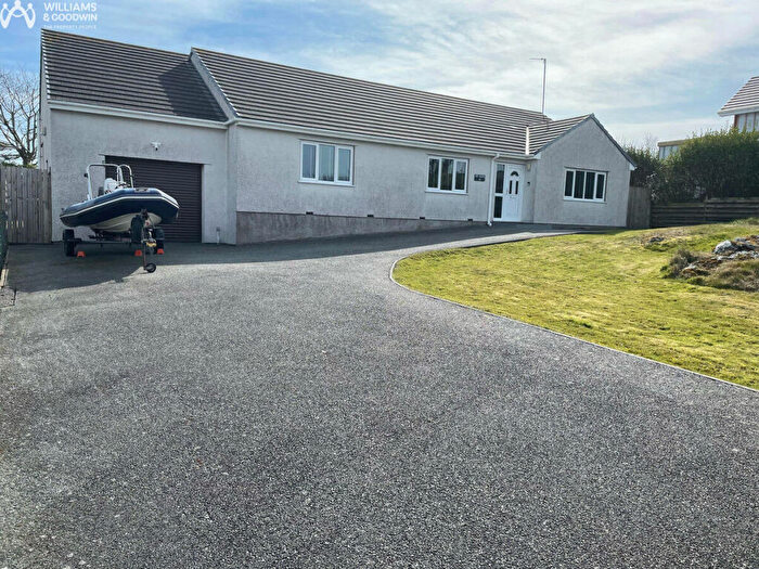 3 Bedroom Detached Bungalow For Sale In Penrhyn Geiriol, Trearddur Bay, Anglesey, LL65