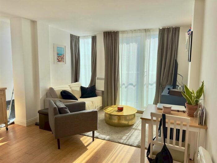 1 Bedroom Property To Rent In Wandsworth High Street, London, SW18