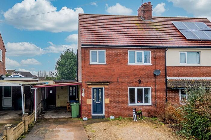 3 Bedroom Semi Detached House For Sale In Chapel Street, Hambleton, YO8