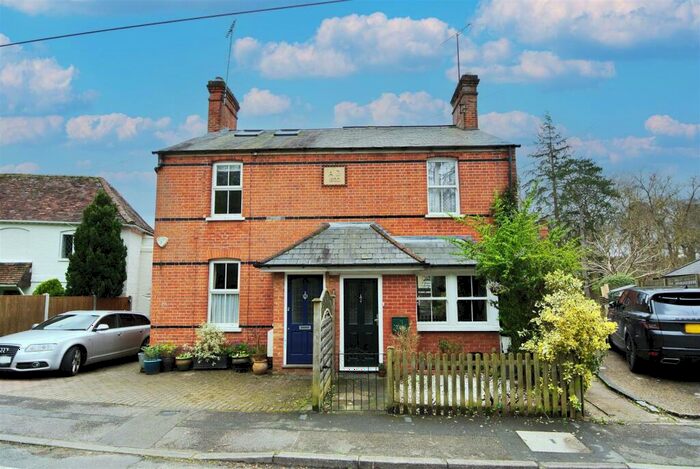 3 Bedroom Semi-Detached House For Sale In Blacknest Gate Road, Ascot, SL5