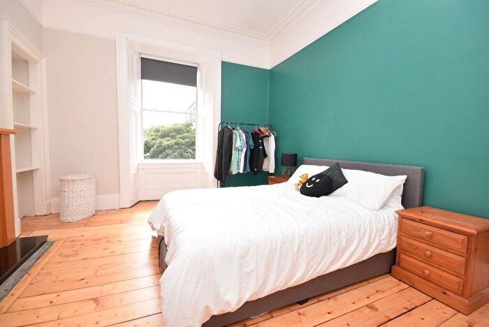 2 Bedroom Flat To Rent In Brunswick Road, Leith, Edinburgh, EH7