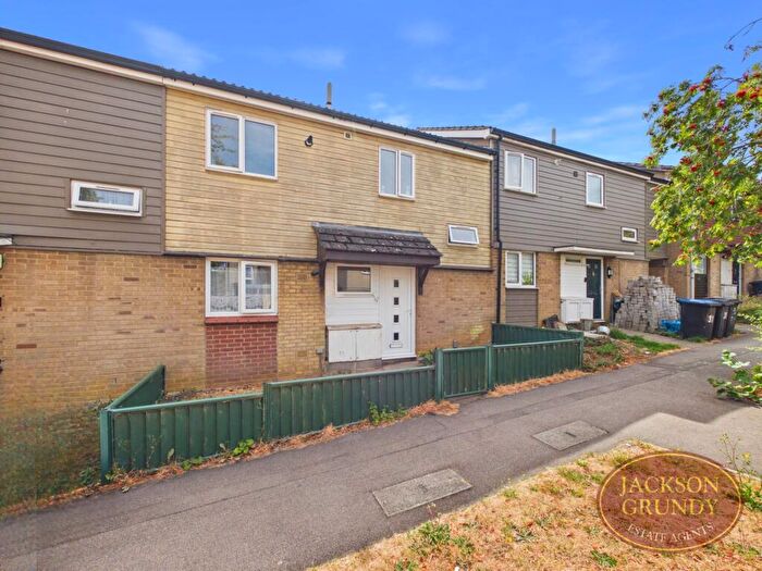 3 Bedroom Terraced House For Sale In Great Holme Court, Thorplands, NN3