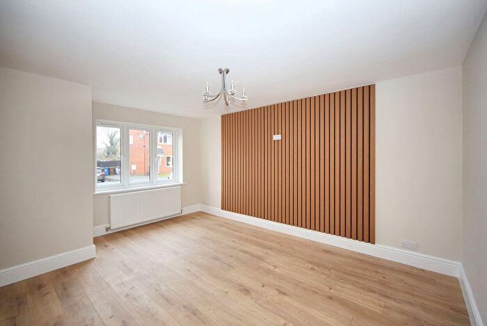 3 Bedroom Detached House For Sale In Leyburn Close, Wigan, WN1