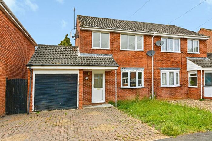 3 Bedroom Semi-Detached House For Sale In College Drive, Heacham, King's Lynn, Norfolk, PE31