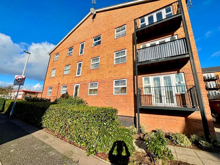 2 Bedroom Flat For Sale In The Academy, Holly Street, Luton, Bedfordshire, LU1
