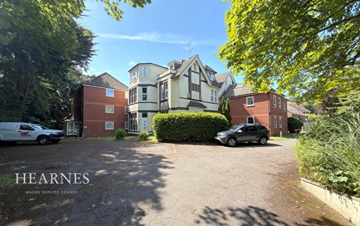2 Bedroom Apartment For Sale In Cavendish Road, Dean Park, Bournemouth, BH1