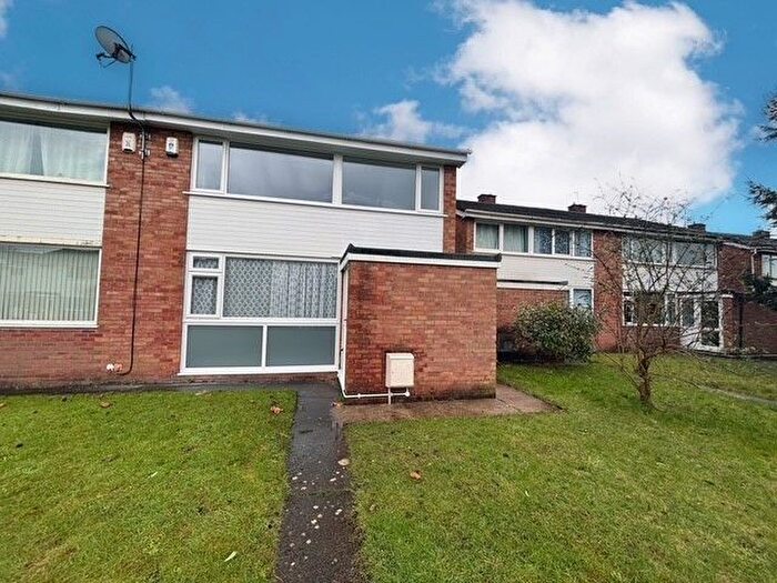 3 Bedroom Semi Detached House To Rent In Rockland Grove, Bristol, BS16