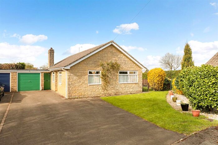 3 Bedroom Detached Bungalow For Sale In Brockley Acres, Eastcombe, Stroud, GL6