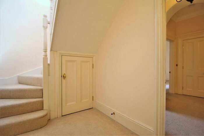 2 Bedroom Flat To Rent In Duplex Apartment, Cliftonville -, NN1