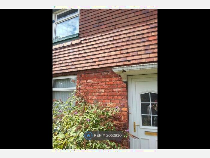 3 Bedroom Semi-Detached House To Rent In Alcuin Ave, York, YO10