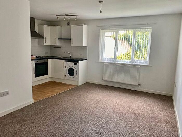 1 Bedroom Flat To Rent In Crown Street, Liverpool, L7