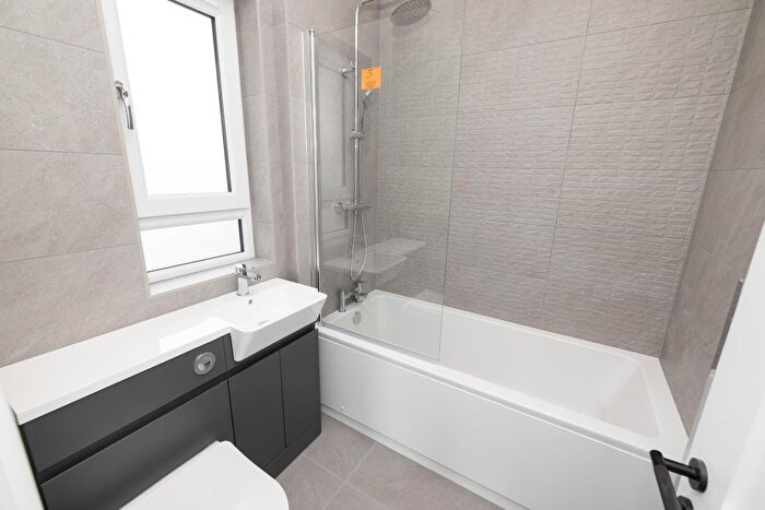 2 Bedroom Semi-detached House To Rent In Lawrie Terrace, Loanhead, EH20