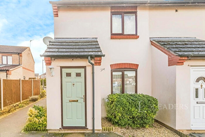 2 Bedroom House To Rent In Blackthorn, Stamford, PE9