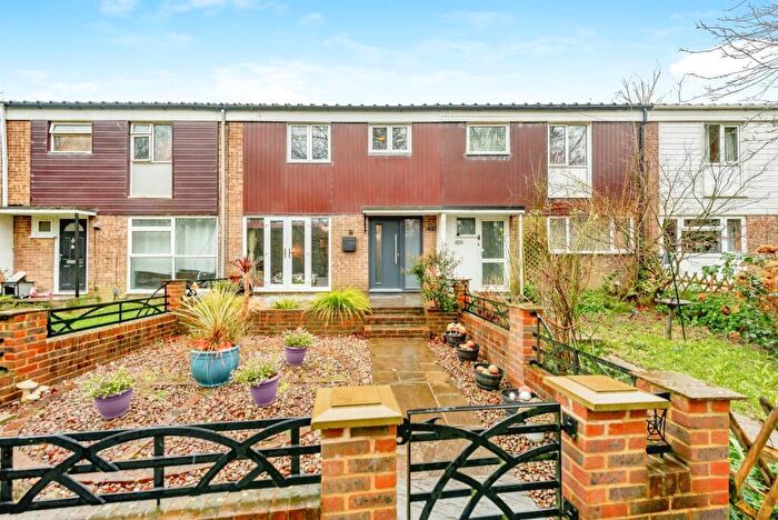 2 Bedroom Terraced House For Sale In Seaford Road, Crawley, RH11