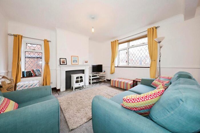 3 Bedroom House To Rent In Francis Road, Stourport-On-Severn, DY13