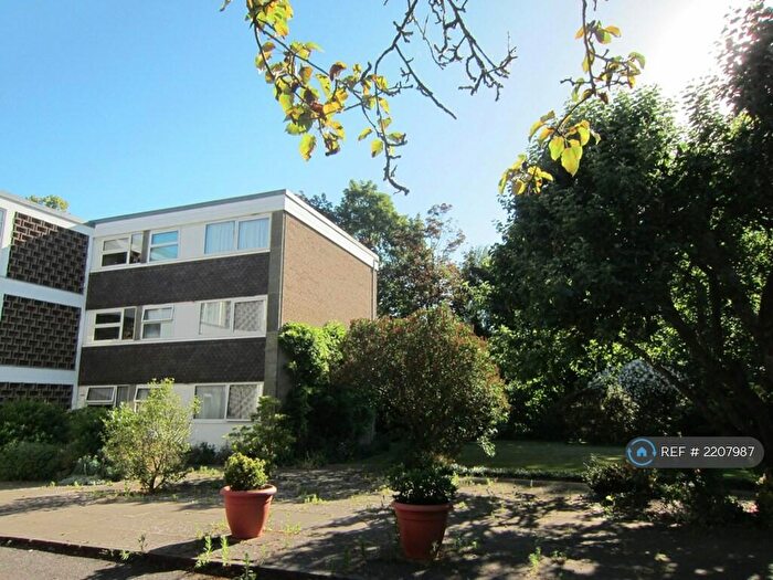 2 Bedroom Flat To Rent In Newton Road, Cambridge, CB2