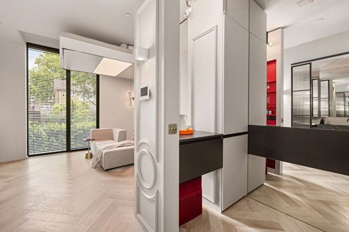 Studio To Rent In Willesden Lane, Brondesbury Park, NW2