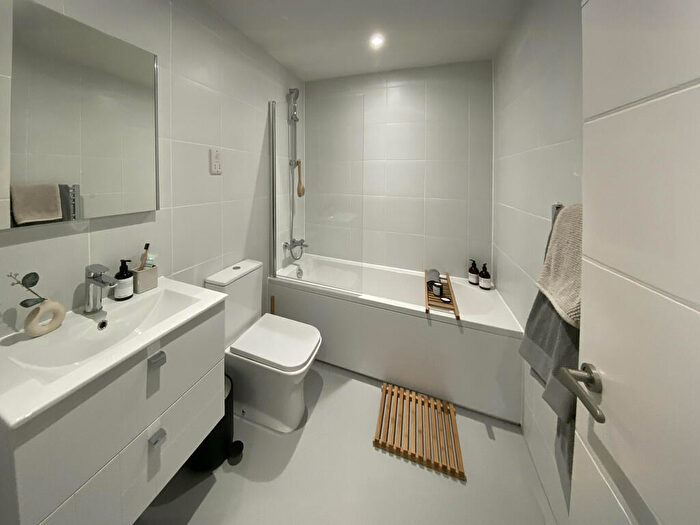 2 Bedroom Apartment To Rent In Roco, James Street, L2