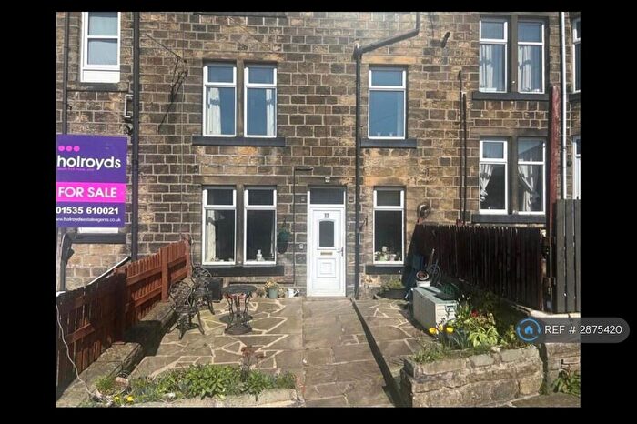 2 Bedroom Terraced House To Rent In Oak St, Keighley, BD22