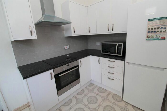 5 Bedroom Property To Rent In Mackintosh Place, Roath, Cardiff, CF24