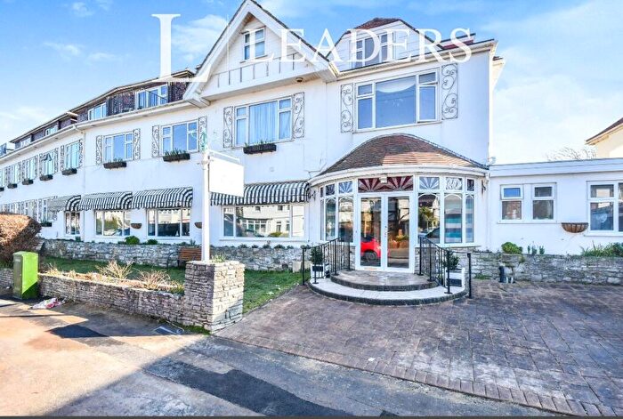 Flat To Rent In The Bristowe, - Grange Road, BH6