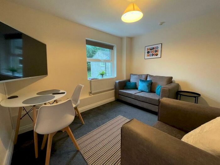 2 Bedroom Private Hall To Rent In Albert Court, LA1