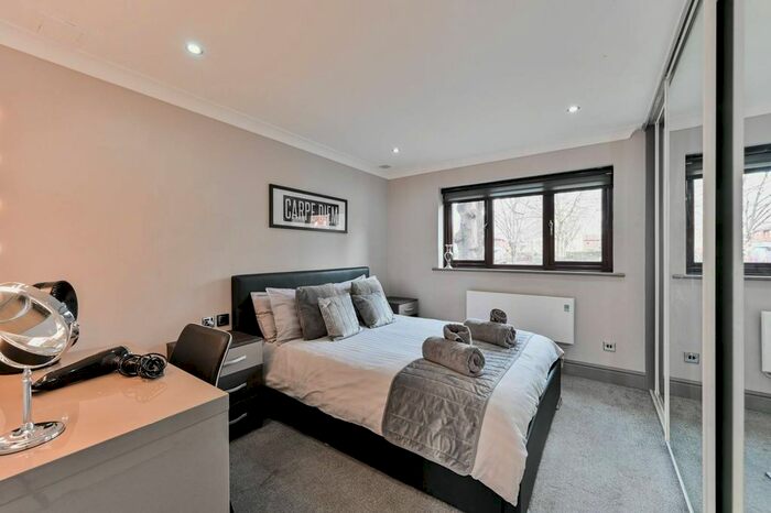 1 Bedroom Flat To Rent In Verulam Avenue, Walthamstow, London, E17