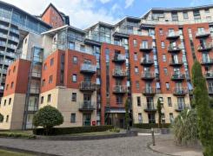 2 Bedroom Apartment For Sale In Elba, Gotts Road, Leeds, LS12