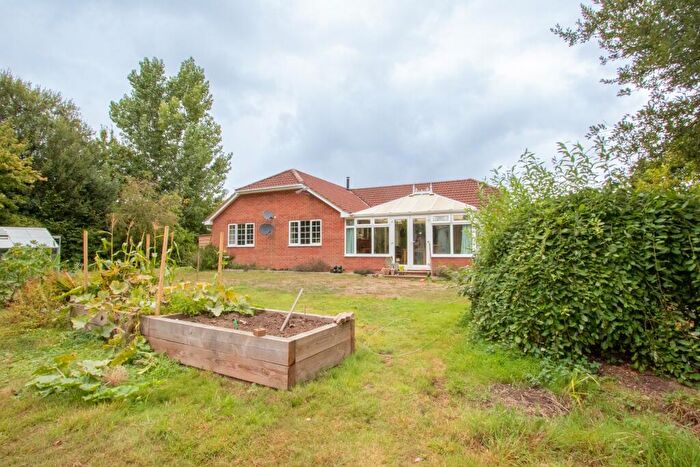 5 Bedroom Detached Bungalow For Sale In Broadclyst Station, Exeter, EX5