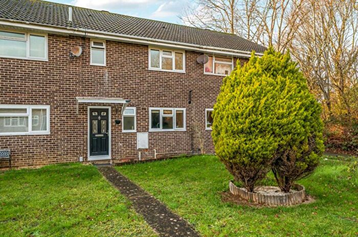 3 Bedroom Terraced House For Sale In Edale Moor, Liden, Swindon, SN3