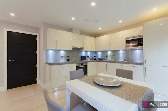 3 Bedroom Maisonette To Rent In Friend Street, London, EC1V