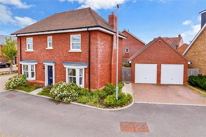 4 Bedroom Detached House For Sale In Robin Road, Finberry, Ashford, Kent, TN25