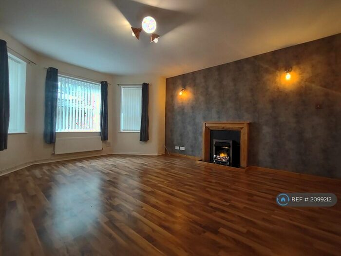 1 Bedroom Flat To Rent In Park Road West, Prenton, CH43