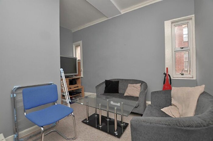 3 Bedroom Flat To Rent In Cumberland Street, St.Pauls, BS2