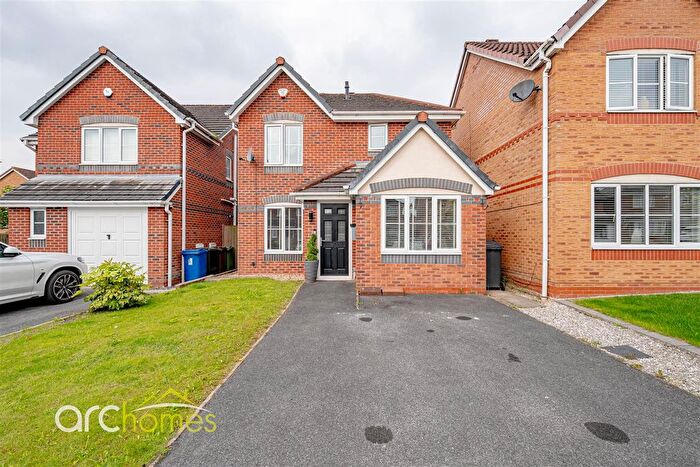 3 Bedroom Detached House For Sale In Penswick Road, Hindley Green, Wigan, WN2
