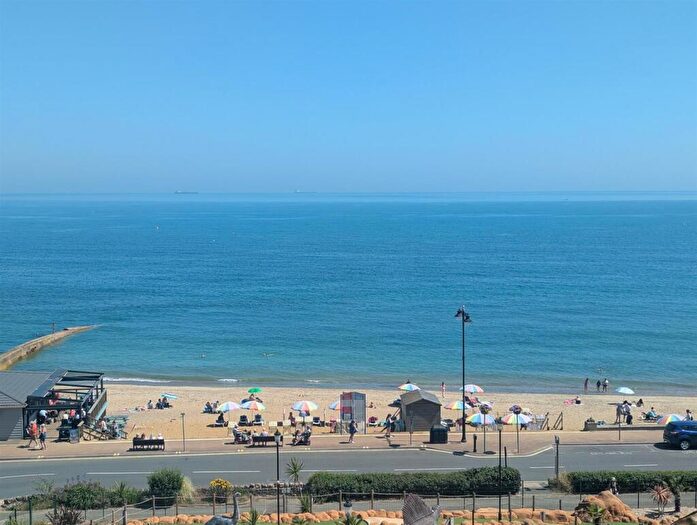 2 Bedroom Apartment For Sale In Hope Road, Shanklin, PO37