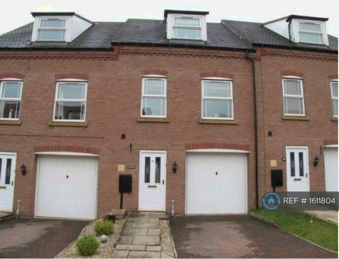 3 Bedroom Terraced House To Rent In Stocking Way, Lincoln, LN2
