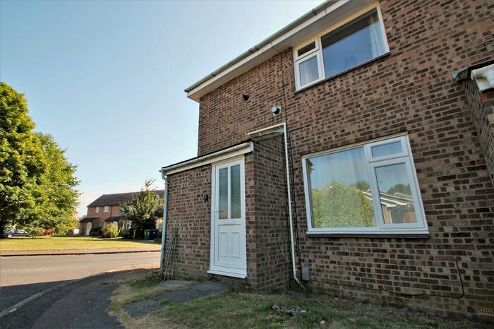2 Bedroom End Of Terrace House To Rent In Appletrees, Bar Hill, Cambridge, CB23