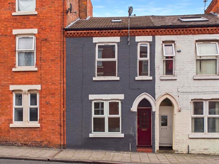 3 Bedroom Terraced House For Sale In St. Stephens Road, Sneinton, Nottingham, NG2