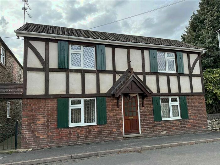 1 Bedroom Flat To Rent In Grove Street, Off Church Street, Gainsborough, DN21