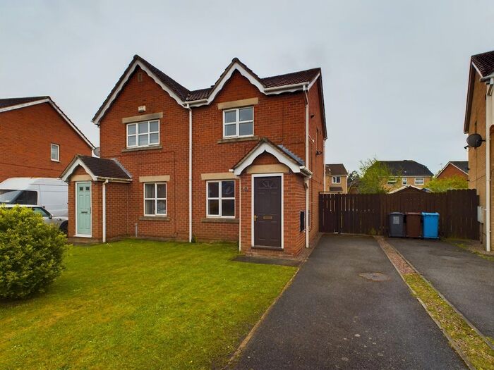 2 Bedroom Semi-Detached House To Rent In Navigation Way, Victoria Dock, HU9