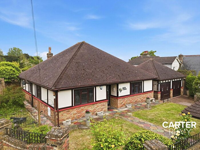 3 Bedroom Bungalow For Sale In London Road, Pitsea, SS13