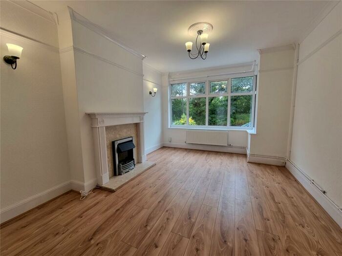 3 Bedroom Semi-Detached House To Rent In Hucknall Road, Nottingham, Nottinghamshire, NG5