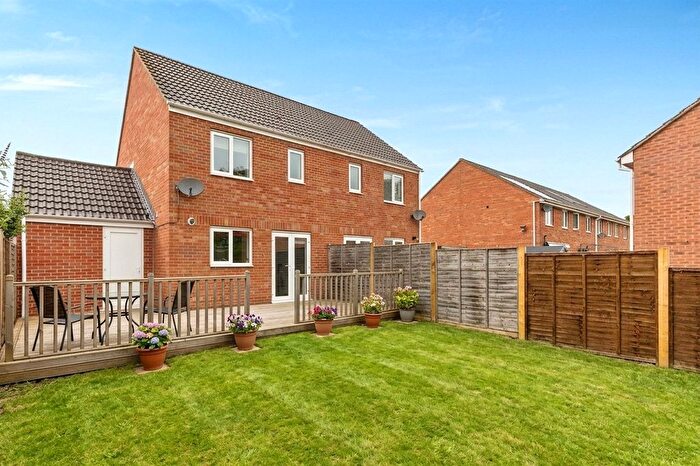 2 Bedroom Semi-Detached House For Sale In Seymour Place, Frampton Cotterell, Bristol, Gloucestershire, BS36